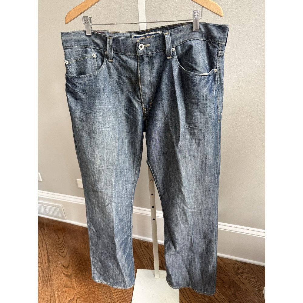 VTG Levis Jeans Mens 38x32 Blue Denim 527 Low Boot Cut Light blue Wash - Picture 2 of 11